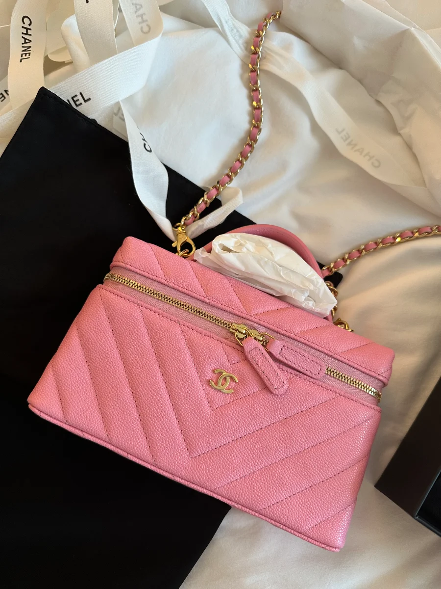 Chanel Vanity с цепочкой